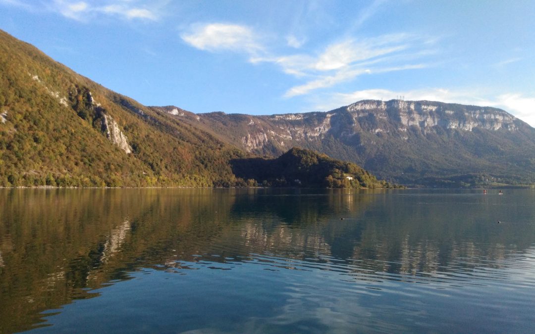 Trail autour du lac d’Aiguebelette : Les détails d’une aventure partagée.