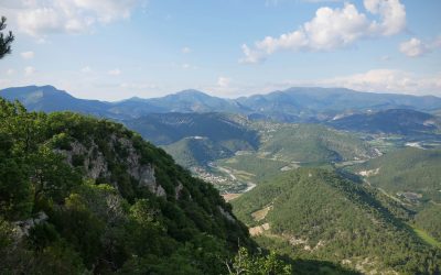 Randonnée sur les crêtes aériennes de la montagne d’Essaillon à Nyons