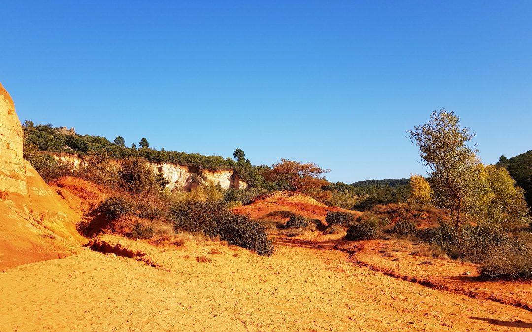 6 conseils pour une balade réussie dans le Colorado provençal de Rustrel